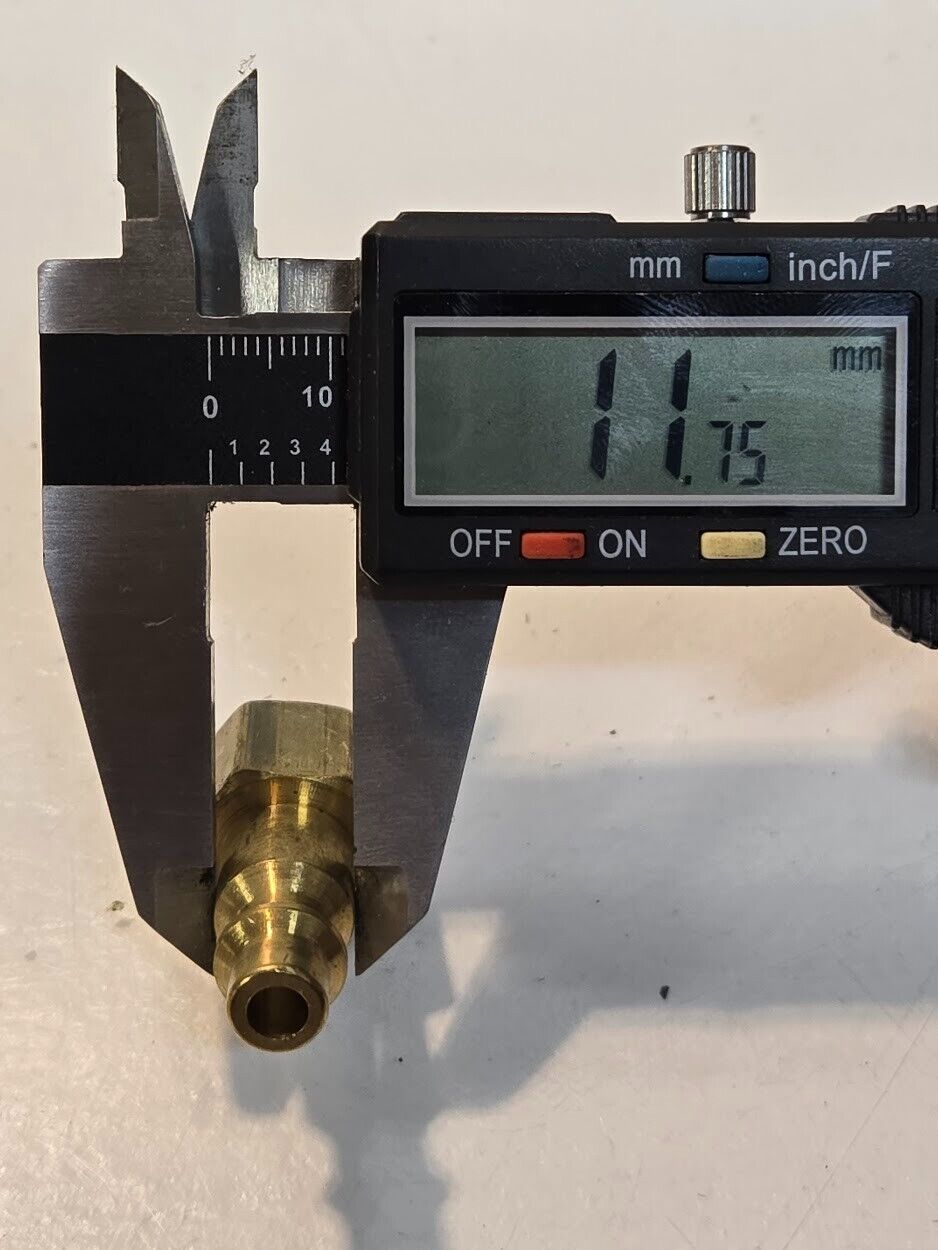 21 Quantity of Foster 11-3B 1/4" Male Quick Connect Couplers 1/4" FPT (21 Qty)