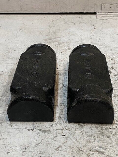 2 Pack of Automann M471 Cast Top Plates (2 Quantity)