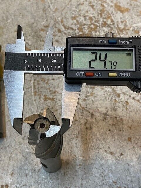 3 Quantity of 1"x3/4" HSS 1.5.441 Single End Mills (3 Quantity)