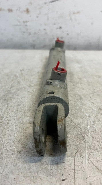 Hydraulic Cylinder Actuator 22323 Single Acting Clevis End Welded Hydraulic Ram