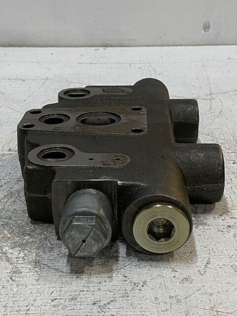 Differential Control Valve 339055A4, 01M3N