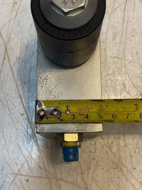 Miller Hydraulic Solenoid Valve Block Max Torque 7-10 ft-lbs VOHFL001204