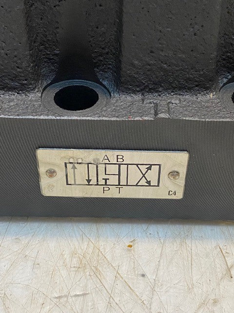 NORTHMAN SW-G06-C4-D24-10 SOLENOID DIRECTIONAL VALVE DC 24V, YPT, XAB, APB
