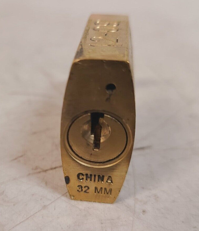 8 Qty of Channell Outdoor Winter Padlocks Rain Cover 12-09 | 32MM No Keys(8 Qty)