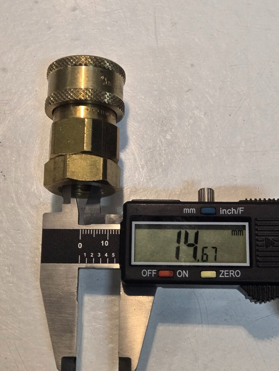Snap-Tite BVHC-6 3/8" Quick Connect Coupling A021-2 3/8" FNPT 3/8" Quick Connect
