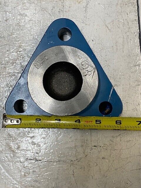 Cast Housed Bearing 3 Bolts B-0462 47mm ID Bore 86mm OD Bore 17mm Bolts