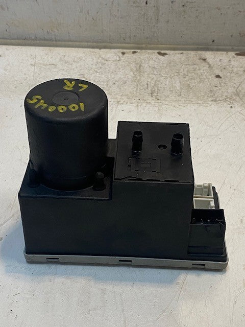 VDO Adolf Schindling AG Vacuum Pump for Audi 93059194 | 8LO862257N