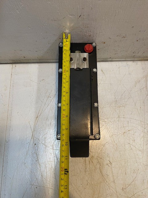 Replacement Air Hydraulic Pump for Rotary Lift FC5889, Model G, 3200 PSI