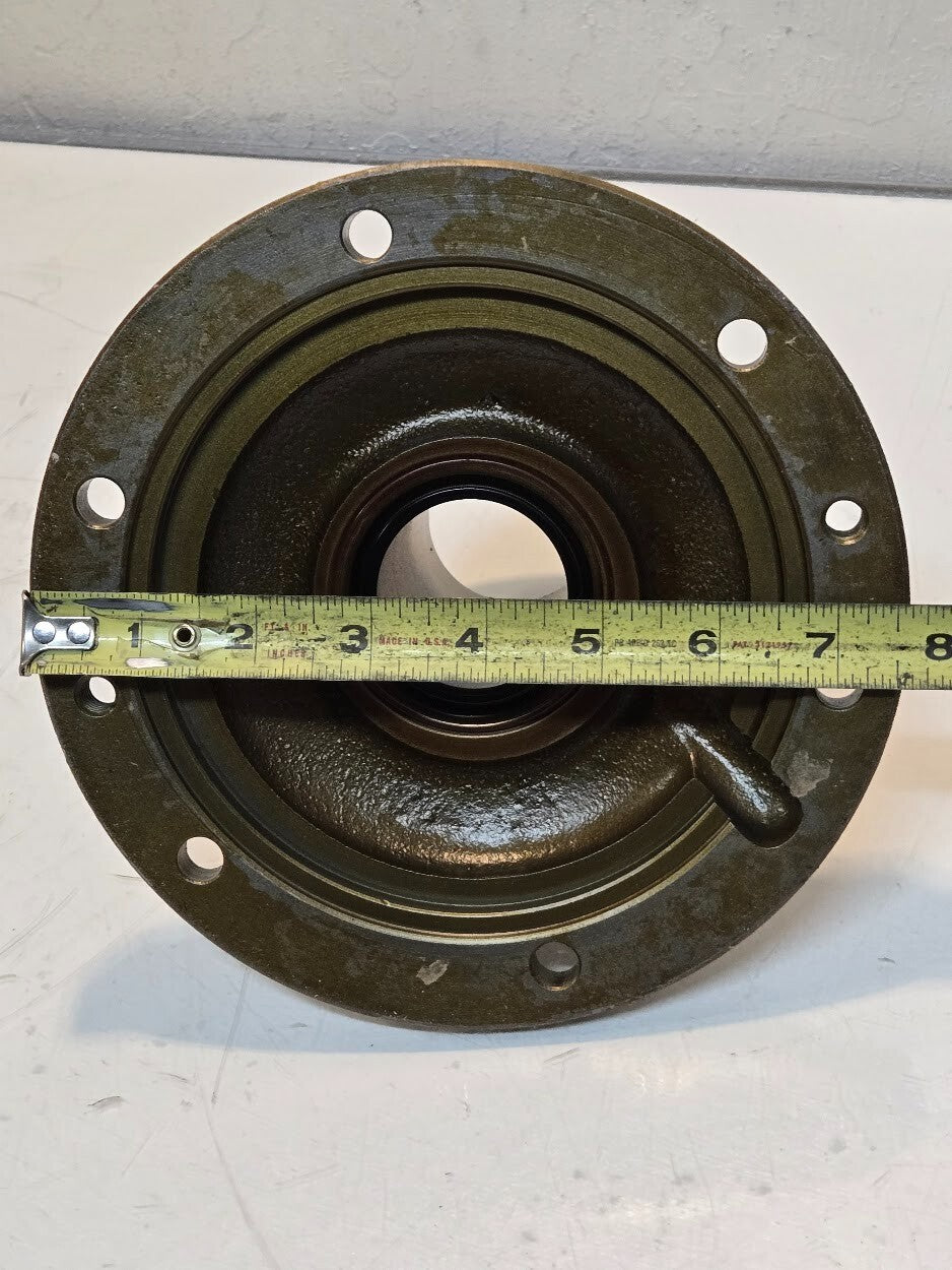 C62-19-26-1 Bearing Retainer 7 5/8" Diameter 1 3/4" Bore Diameter 5 1/2" Tall