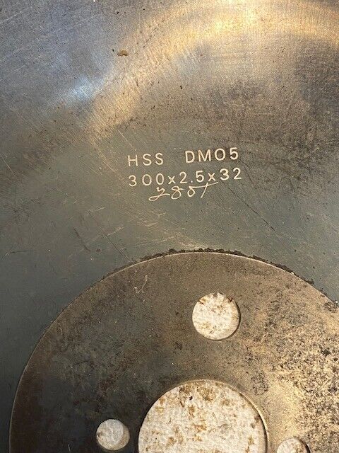 Cold Saw Blade HSS-DM05 300 x 2.5 x 32 | 11" Dia. 31mm Bore