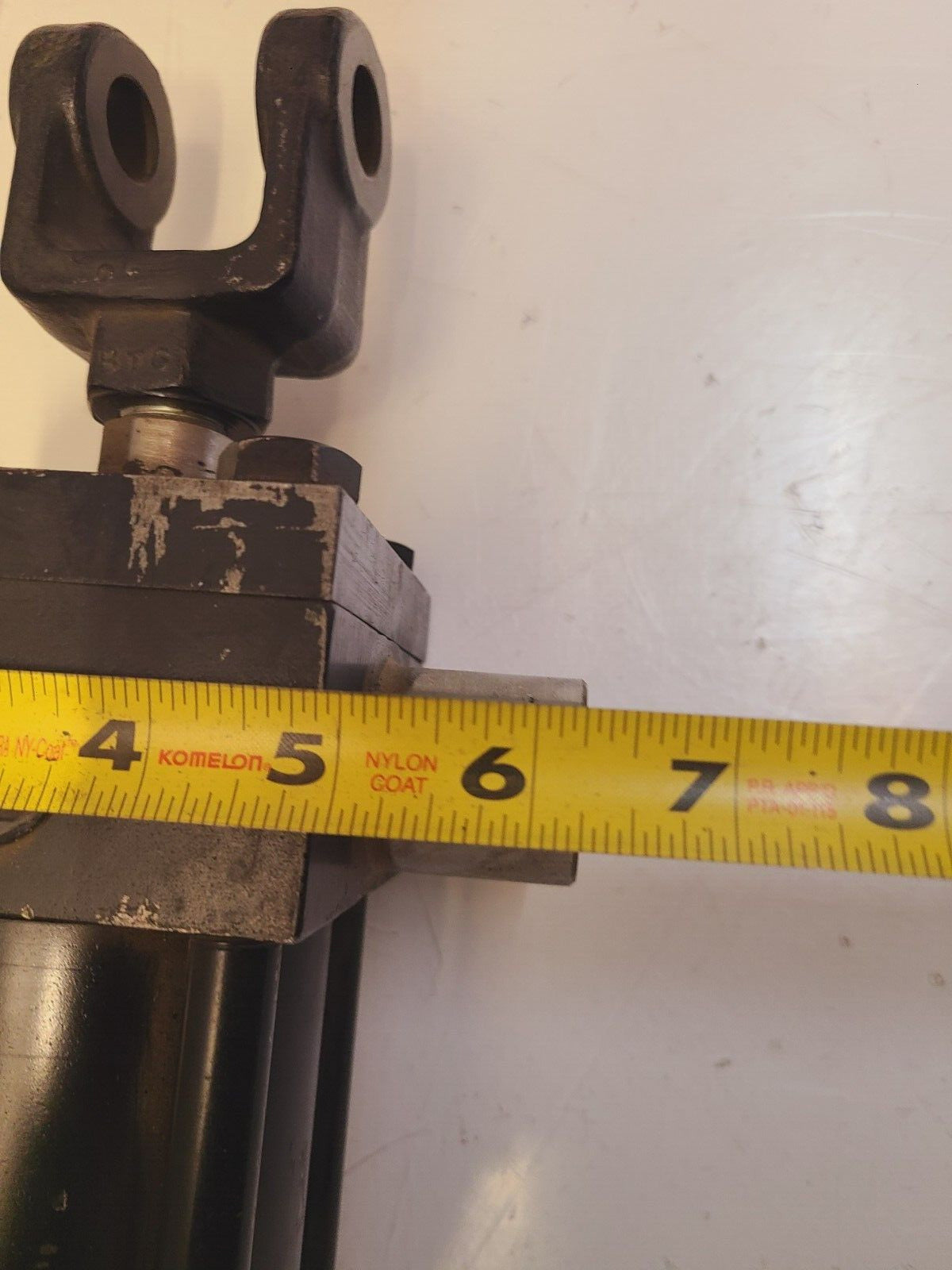 Lehigh Pneumatic Air Cylinder Model HP25 S/N 1029357