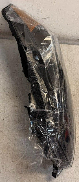 Headlight Assembly LH DOT VR SAE HR HB3 HB4 I5 AP2P QING TIAN For Sedan