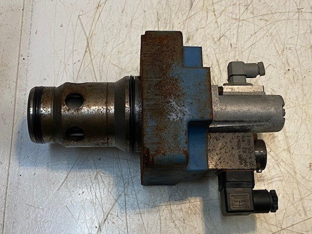 Vickers Proportional Hydraulic Control Valve 479600 | F001120641 | 515959