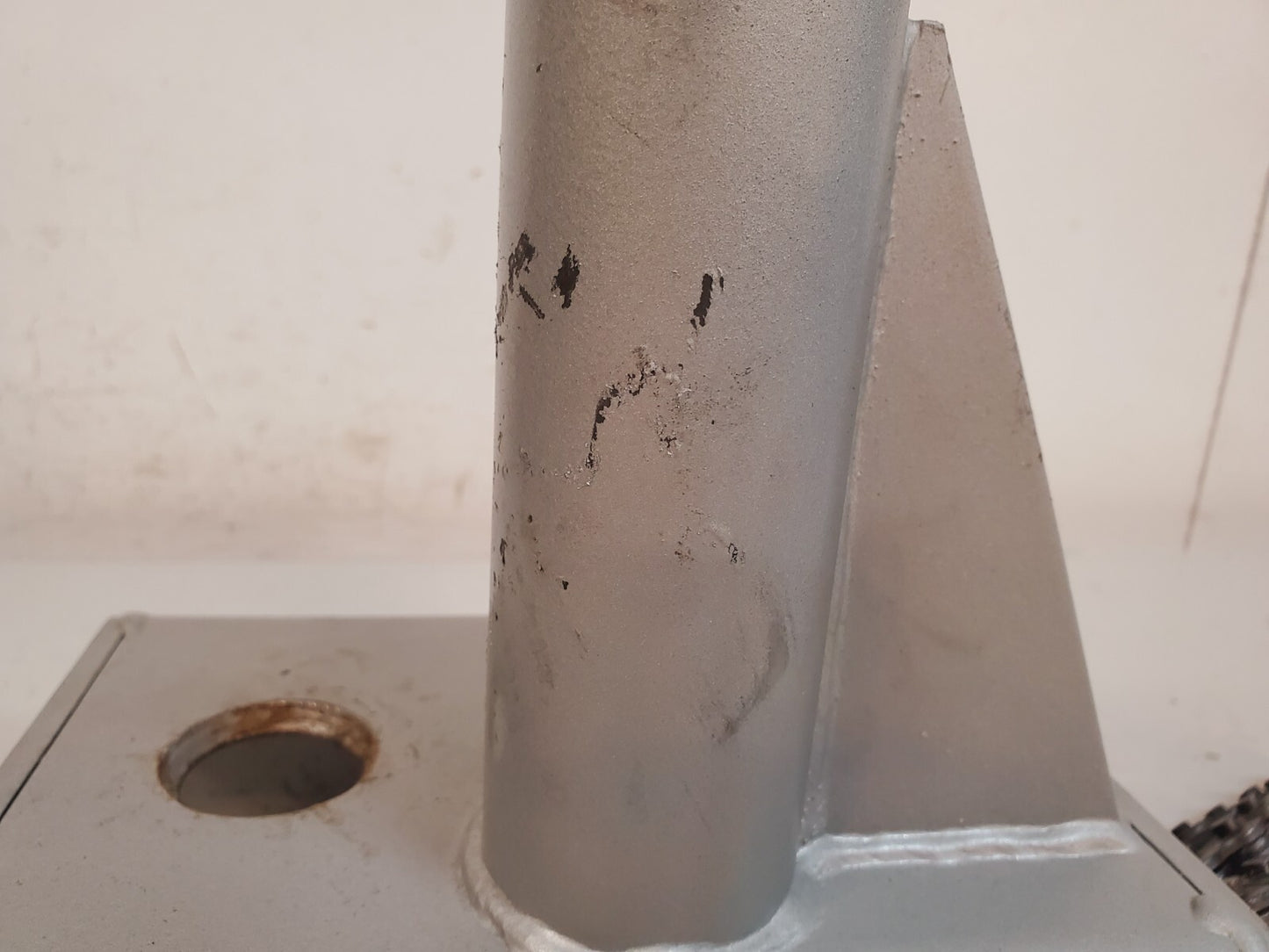 Fein Large Pipe Clamp Chain 8" x 5.5" x 10-1/4"