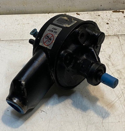 Power Steering Pump 7008 | 64060829090038 | 14mm Thread 8-1/4" Long 5-1/4" Wide