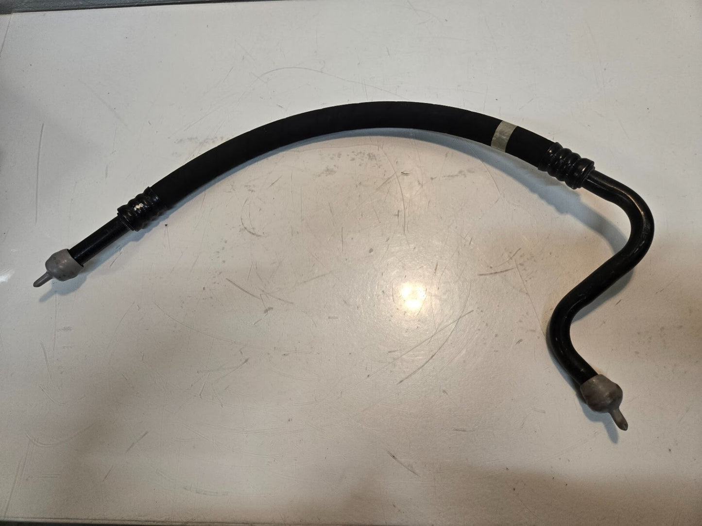 AC Compressor Hose A22-68218-000 for Freightliner | 18" Hose 30" Long 3/4" ID