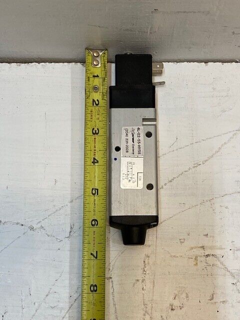 Norgren Pneumatic Directional Solenoid Valve 4L-22-55-HY55