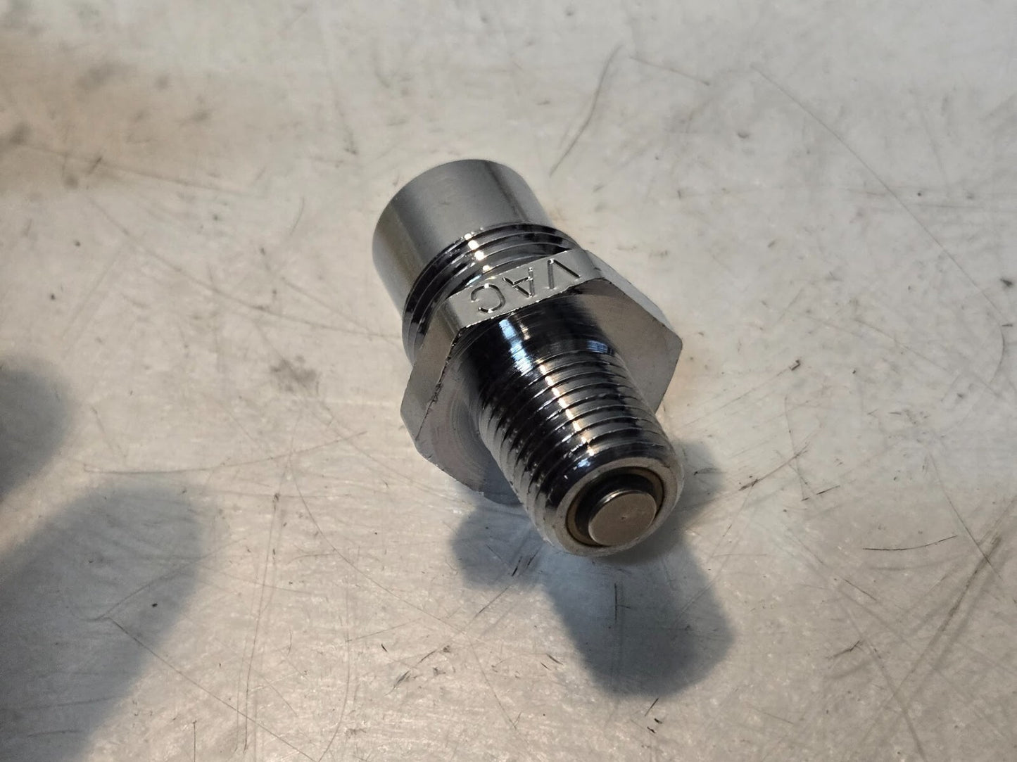 10 Quantity of Bay Corporation 1221-4DV DISS DV Adaptor 1/4" Male NPT (10 Qty)