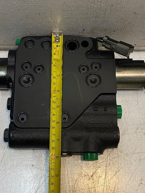 Hydraulic Hitch Control Valve 02-357302 | 12-1/2" L x 8" W x 2" H - SEE DESCRIPT