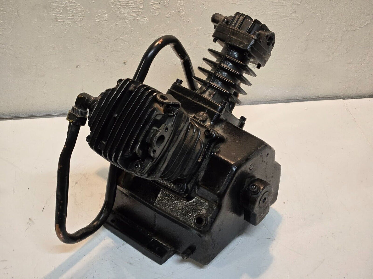 HS01000-1100 2-Stage Air Compressor Serial 061504393 28mm Input Shaft Diameter