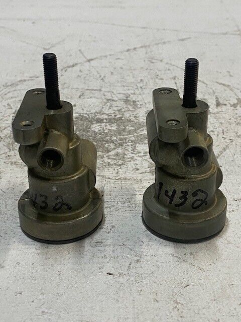 2 Quantity of Maxibrake 1A1002-28 Control Valves 104432 (2 Quantity)