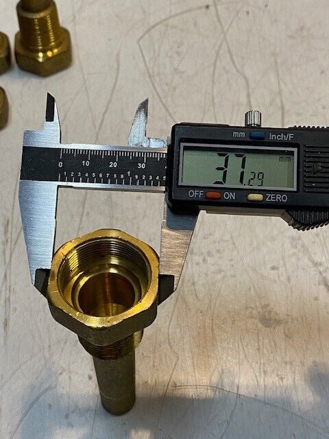 6 Qty of Brass Hex Thermowells 4-1/8" L 30mm Inside Thread 17mm Shaft (6 Qty)