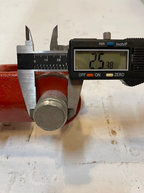 Allied Hydraulic Cylinder 964851 22-1/2" Long 4" Dia. 28mm Bore