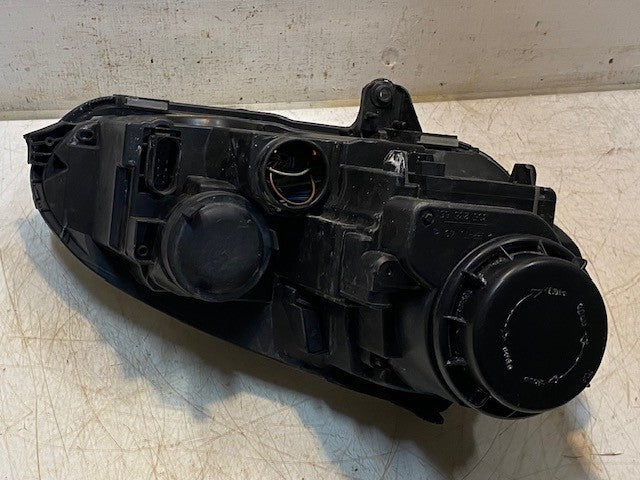 Volkswagen Golf Jetta GTI Left Driver Side Headlight Lamp 0302497271, 1305235861