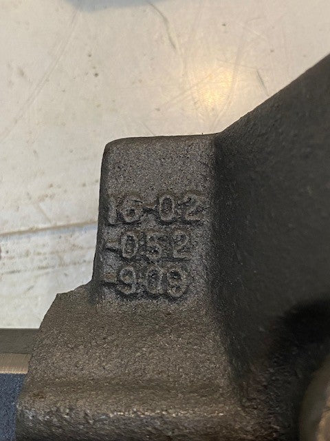 Hydraulic Valve 16-02-052-909 | 13D0 | 31mm Bore 25mm Side Bore