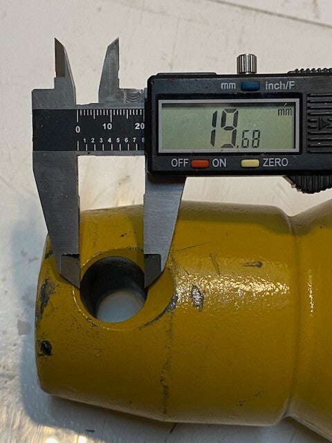 Caterpillar CAT 4T-5495 Blade Arm Ball Stud 10-1/4" Long 4-1/4" Dia. 20mm Bore