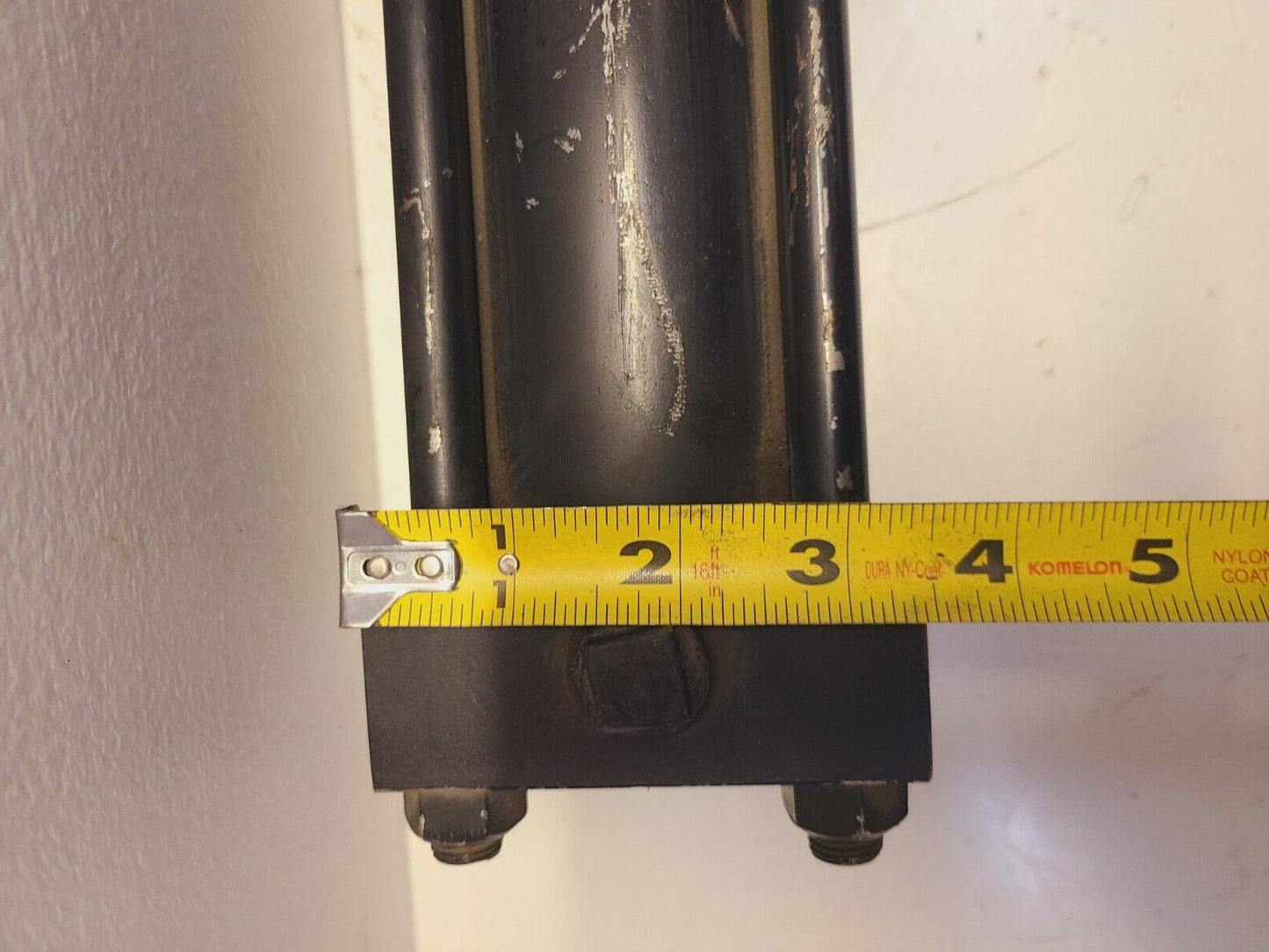 Lehigh Pneumatic Air Cylinder Model HP25 S/N 1029357