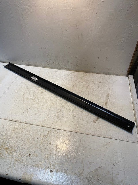 John Deere 46-Inch Snow Blower Scraper Blade M135649