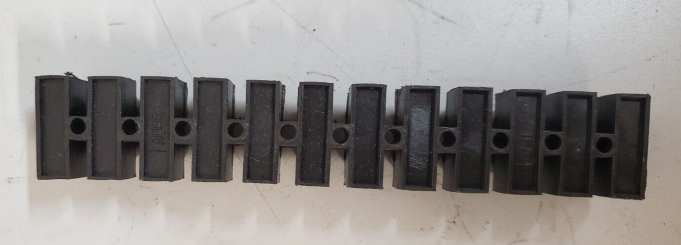 55 Qty. of Werit 12 Bank Wire Connectors Screw Terminal Block 15A 380V (55 Qty)