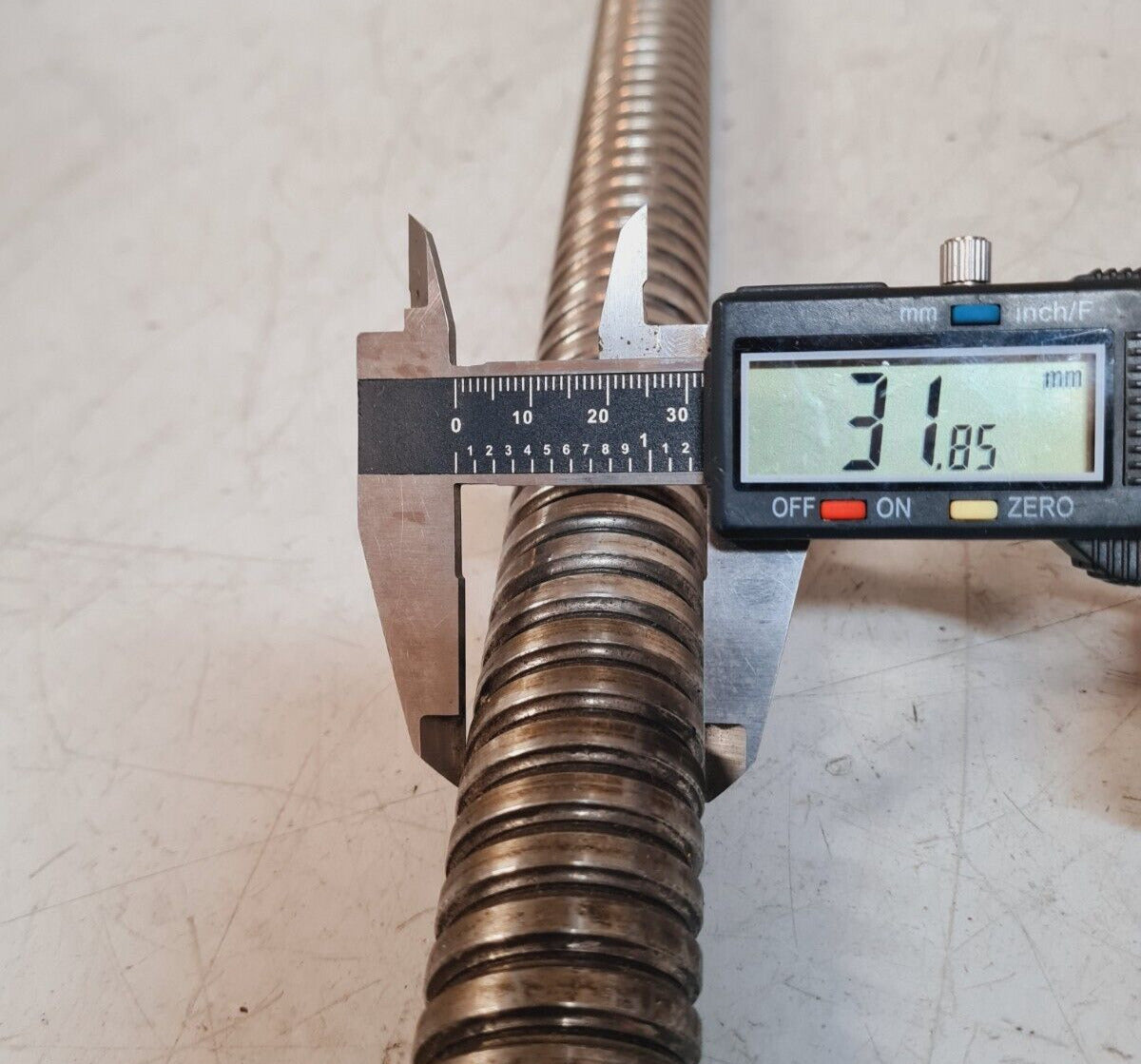 Bridgeport Milling Machine Screw 31.5" Length