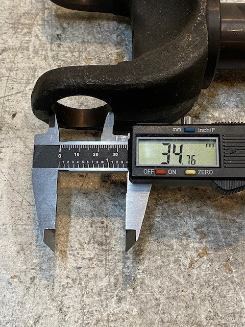 Axle Shaft 35-Spline 12-1/2" Long 4" Wide 38mm Thread 35mm Bore 5551