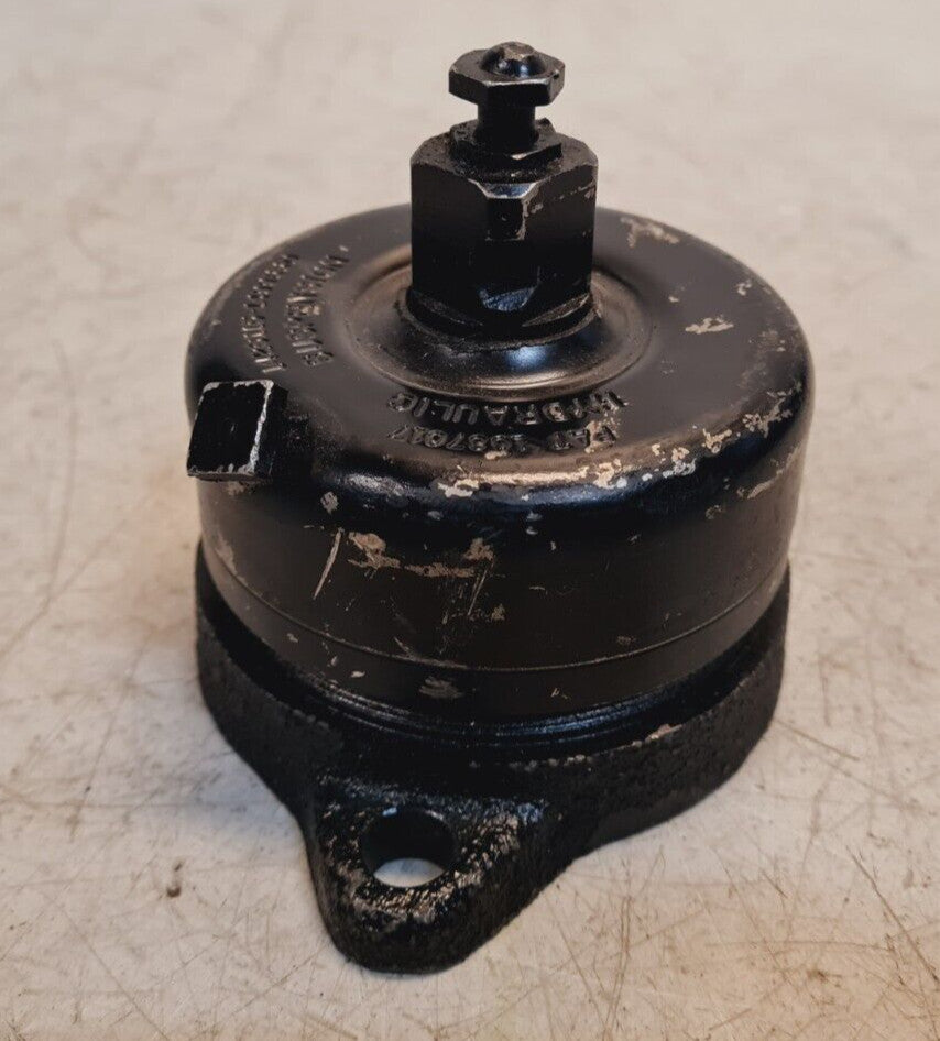 Shock Hex Valve Right Front 1426115-1499660 | PAT 1087017