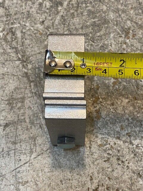 6 Pack of Truck Cap Top Cover Mounting Clamps 2-1/2" x 2-1/2" x 1" 17C3561CVP