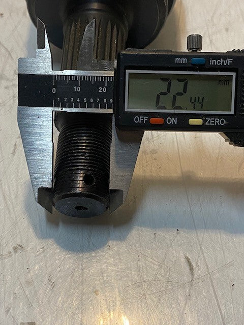 Spicer Drive U-Joint Axle Shaft 22-1/2" L 22mm End 27-Spline 33mm End 30-Spline