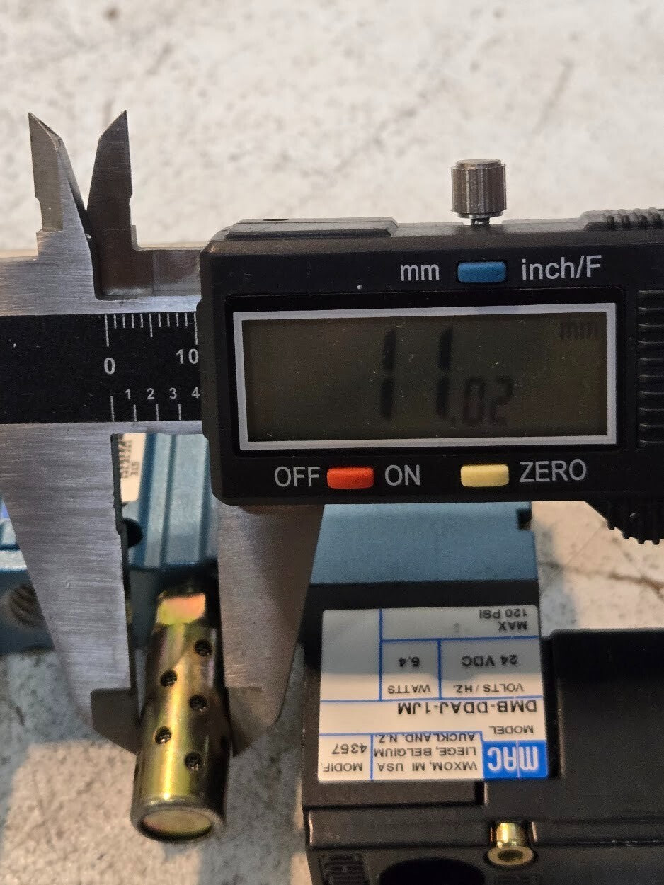 MAC Valves 411A-BOA-DM-DDAJ-1JM with Manifold Block and Solenoid DMB-DDAJ-1JM