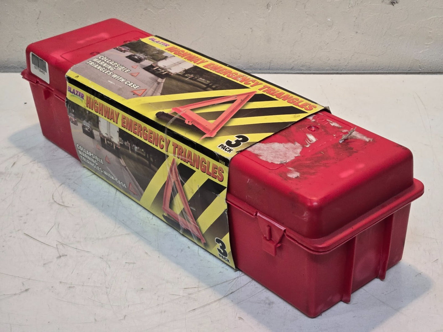 Blazer International Highway Emergency Triangles 7500 3-Pack 007739400