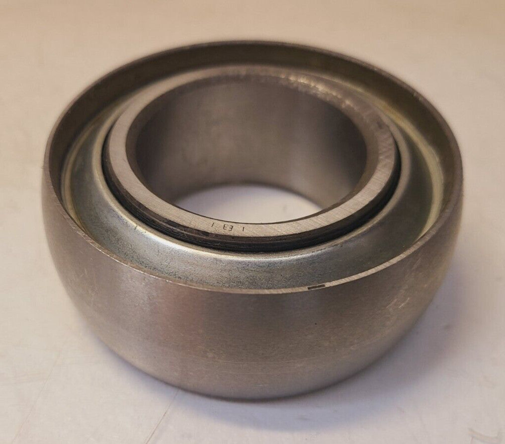 Disc Harrow Bearing Spherical Prelube W209PP82 | 209 | 31-0072
