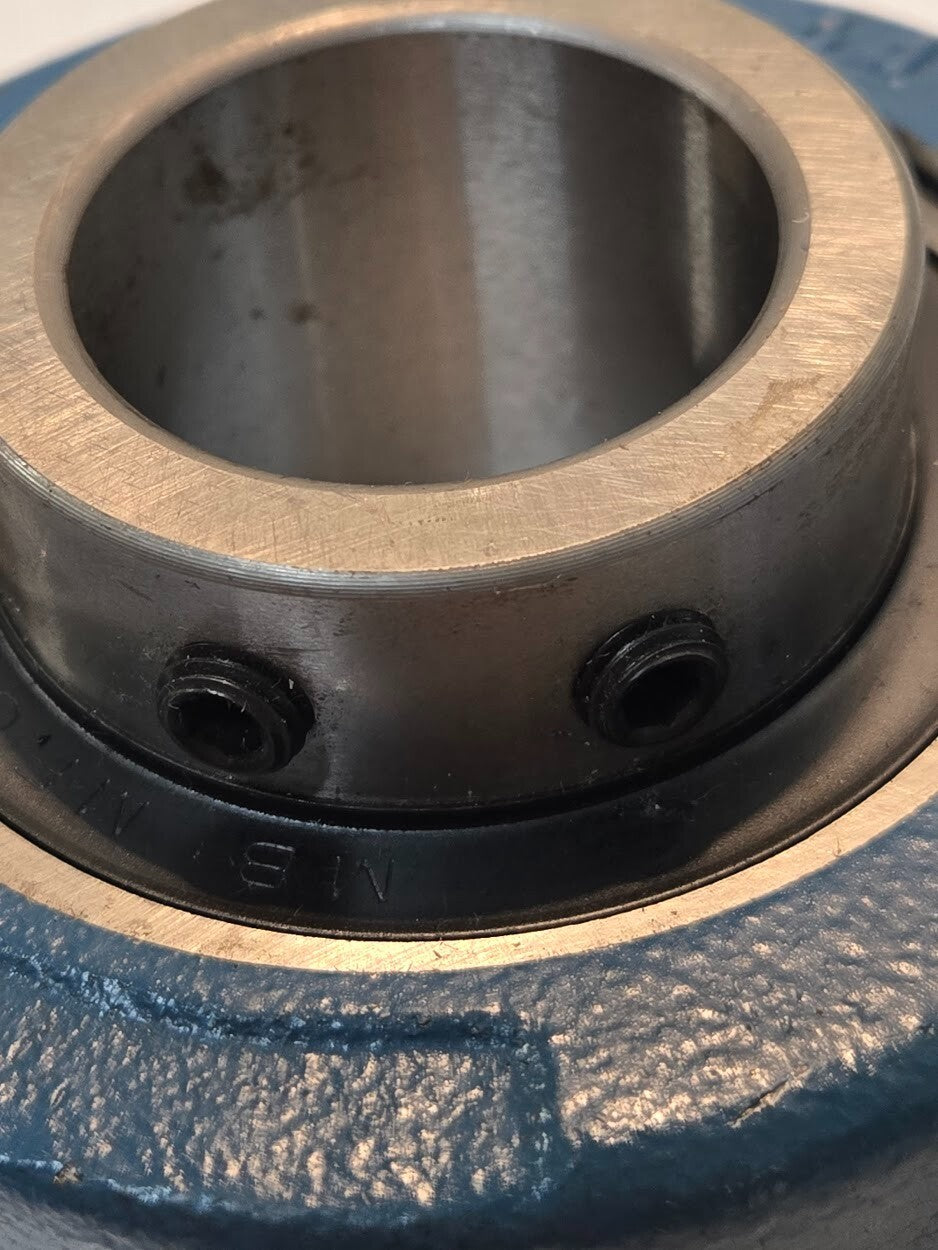 MB Mfg 1 1/2" Mounted Ball Bearing MB 25 1 1/2 SFF | 2 Bolt Flange F2-08