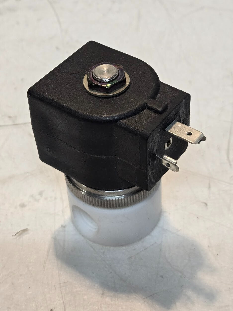 Parker Solenoid Valve 1/4" NPT Teflon 71214TN2SV00N0D100C2 | 140 KPa | 20 PSI