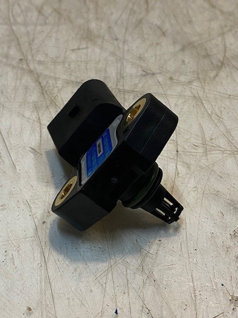 Mercedes-Benz MAP Manifold Absolute Pressure Sensor A0091539128 | 0281006131