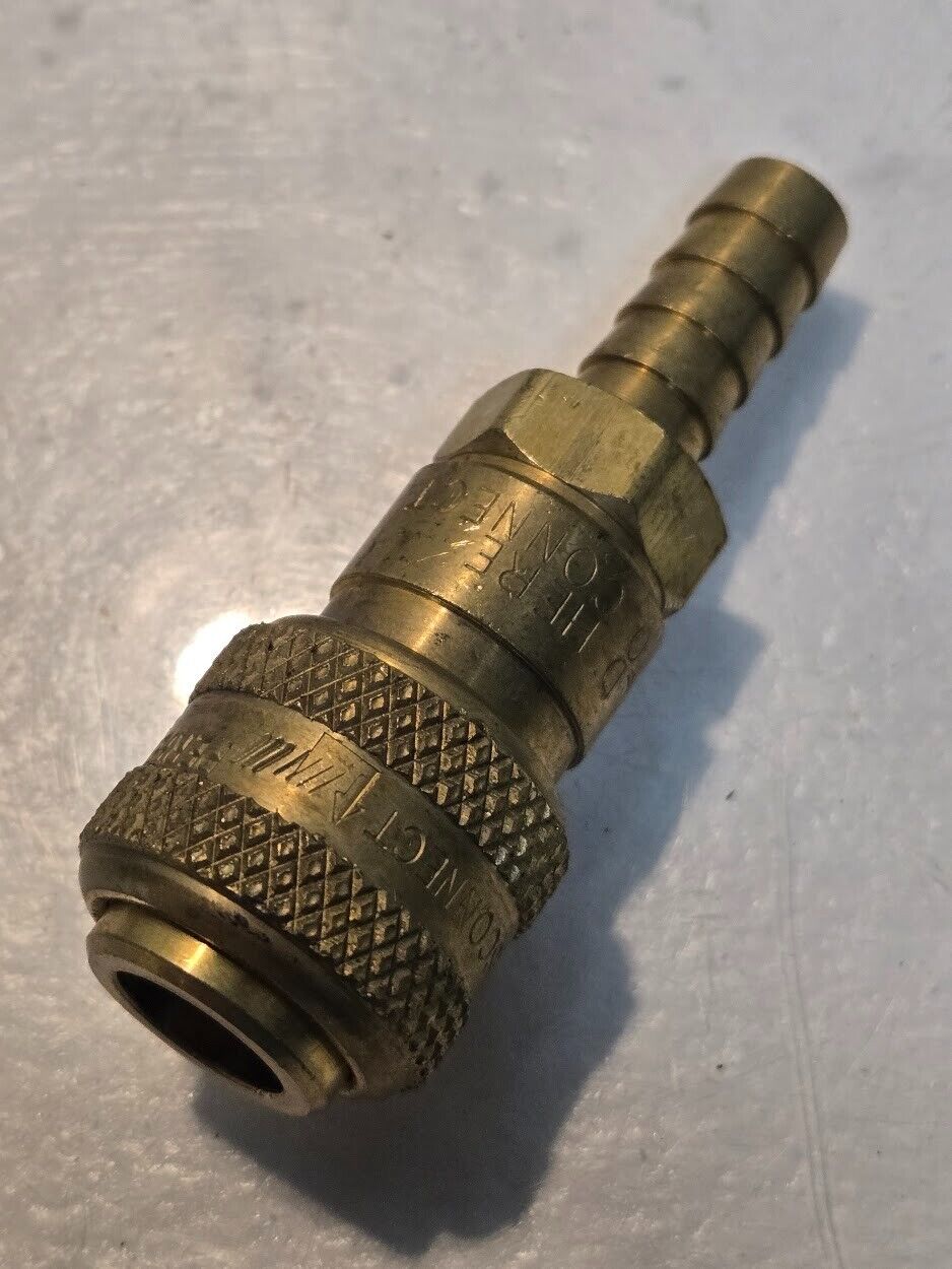 20 Quantity of Perfecting Coupling 850486 Series D Quick Connectors (20 Qty)