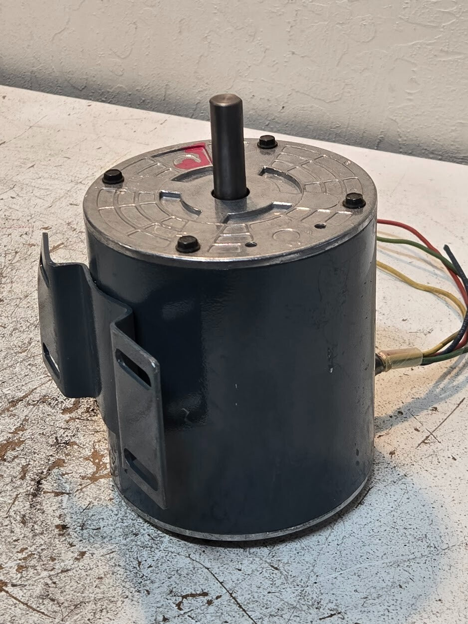 Fasco Motor 7183-0252 | E3204 | U83B1 | 230V | 60 Hz | 1/3 HP | 1.8 A | 3400 RPM