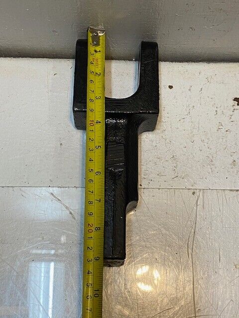 Peterbilt A20-6013 Tow Hook Trailer Hitch 9" Long 3-1/4" Wide 2" Thick 14264AA