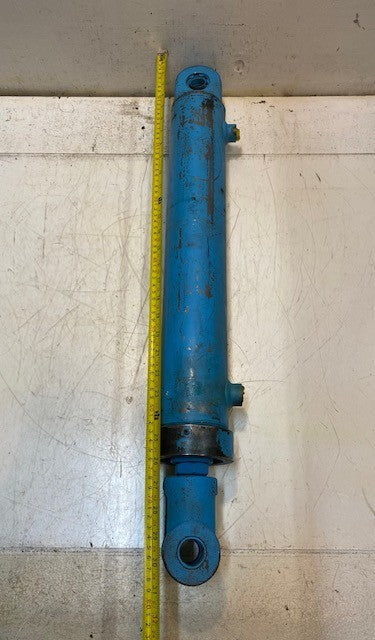 Hydraulic Cylinder 56272-B675 | 25mm Bore 31" Long 88mm OD