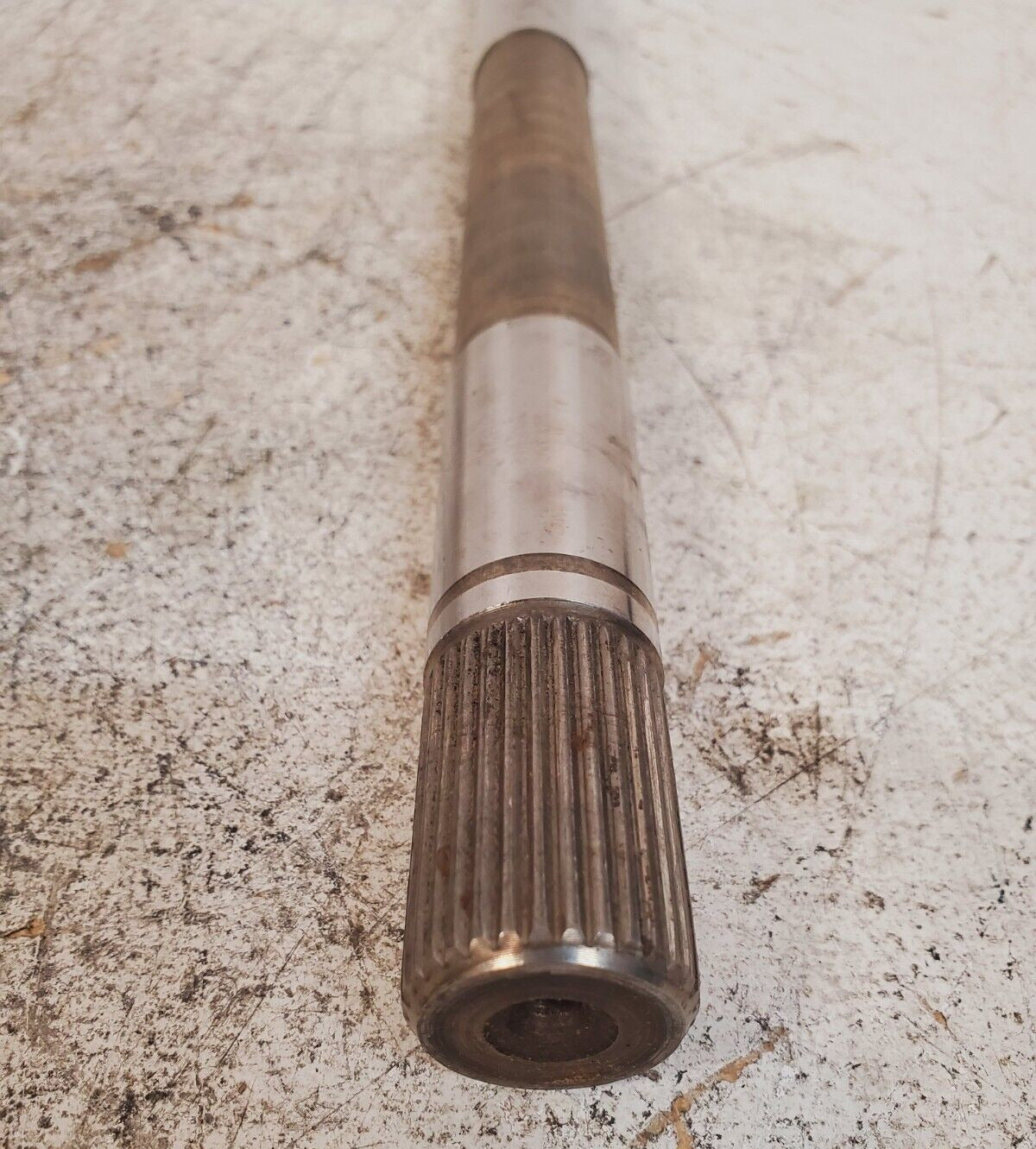 Transmision Input Shaft 13.5"