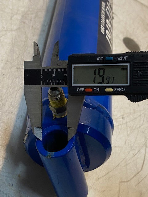 K&L Hydraulic Cylinder 22-1/4" Long 20mm Bore 40mm Shaft 80mm OD